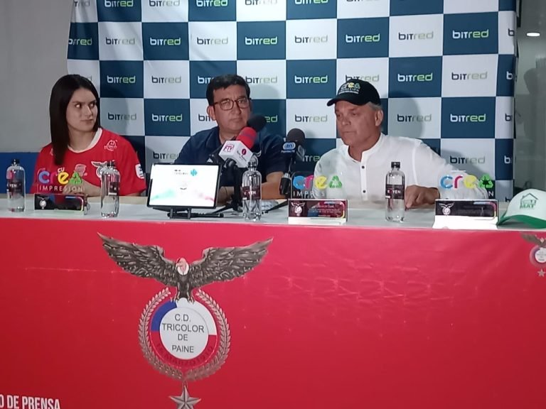 CONFERENCIA DE PRENSA DE TRICOLOR DE PAINE Y PRESENTACIÓN DEL GERENTE DEPORTIVO.